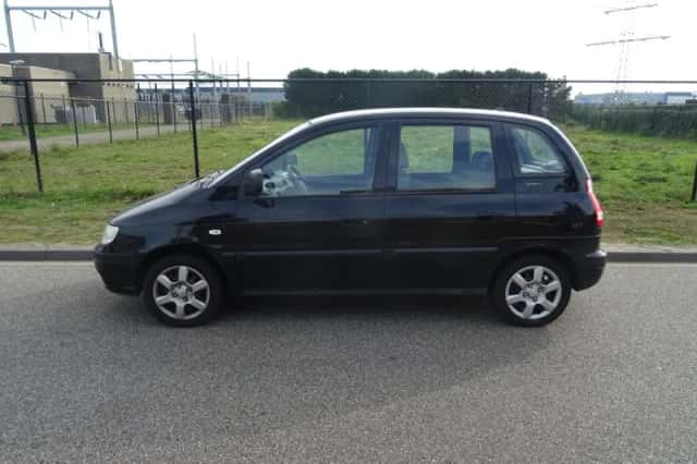 Hyundai Matrix (2007) thumbnail 2