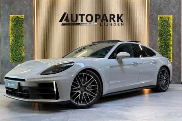 Porsche Panamera (2024) thumbnail 1