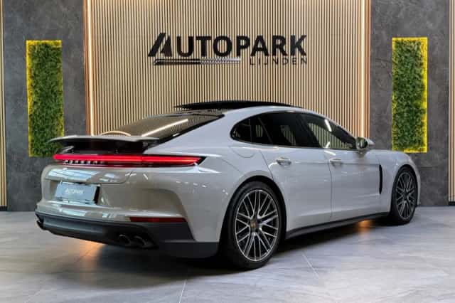 Porsche Panamera (2024) thumbnail 6