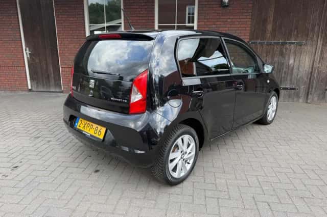 SEAT Mii (2014) thumbnail 3