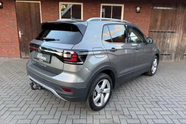 Volkswagen T-Cross (2021) thumbnail 3
