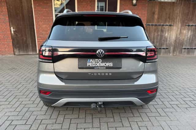 Volkswagen T-Cross (2021) thumbnail 4