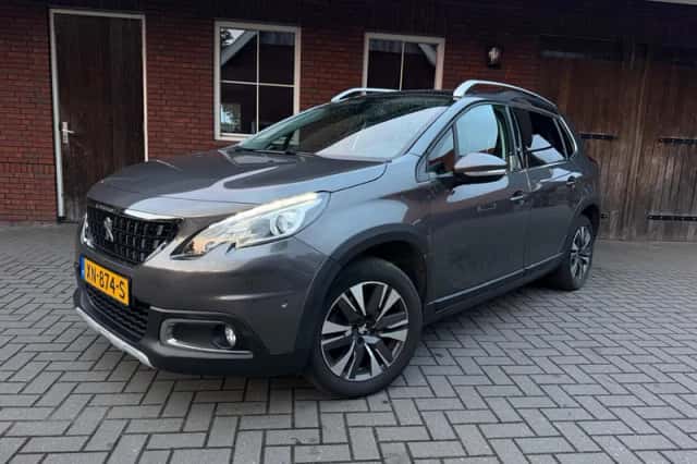 Peugeot 2008 (2018) thumbnail 1