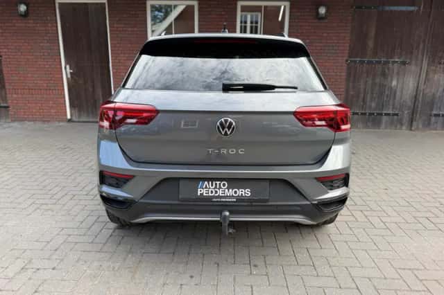 Volkswagen T-Roc (2021) thumbnail 6