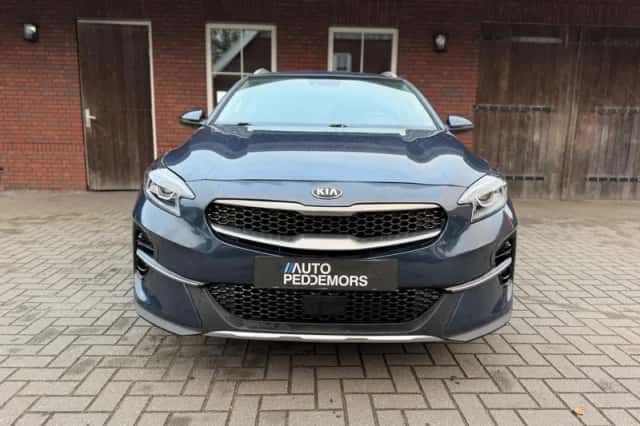 Kia XCeed (2020) thumbnail 2