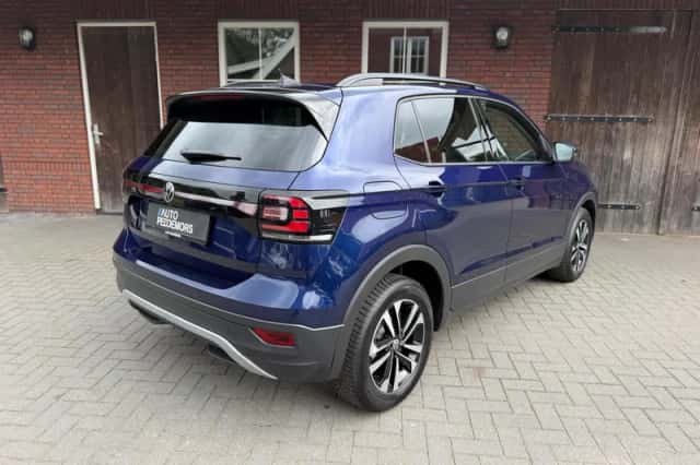 Volkswagen T-Cross (2021) thumbnail 3