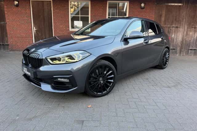 BMW 1-Serie (2020) thumbnail 1