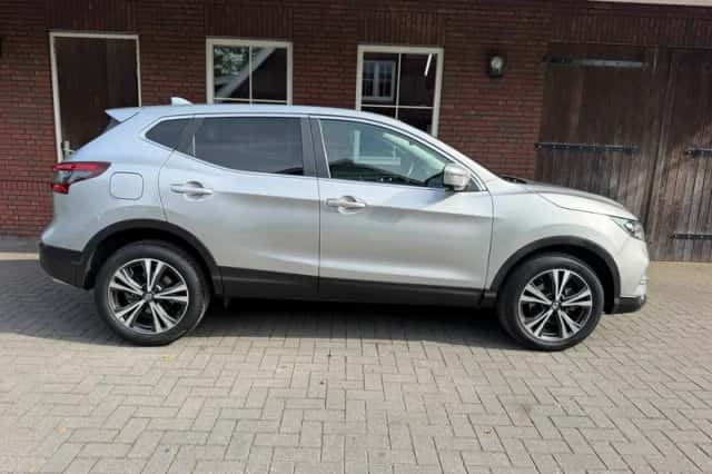 Nissan Qashqai (2019) thumbnail 6