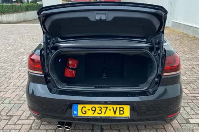 Volkswagen Golf (2011) thumbnail 6