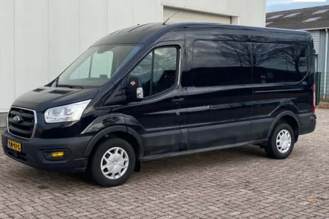 Ford Transit (2021) thumbnail 1