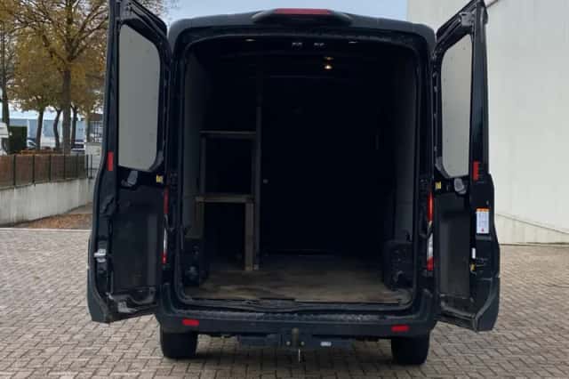 Ford Transit (2021) thumbnail 5