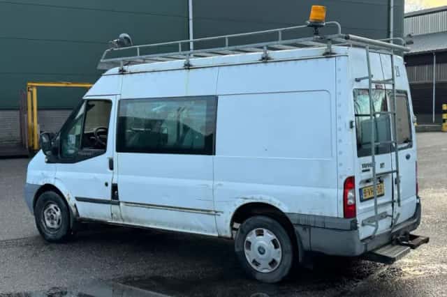Ford Transit (2010) thumbnail 2