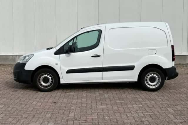 Peugeot Partner (2016) thumbnail 2