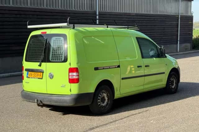 Volkswagen Caddy (2015) thumbnail 4