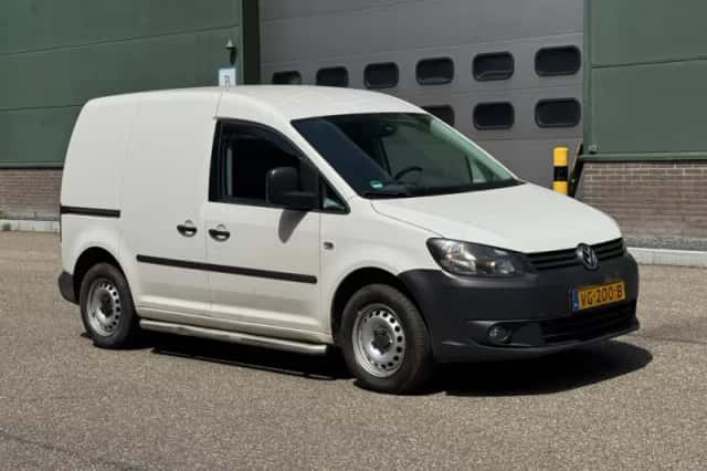 Volkswagen Caddy (2013) thumbnail 5
