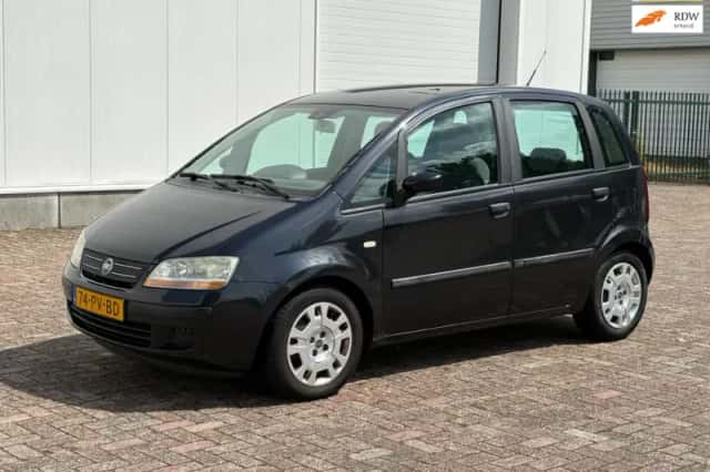 Fiat Idea (2005) thumbnail 1