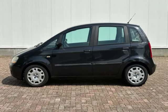 Fiat Idea (2005) thumbnail 2
