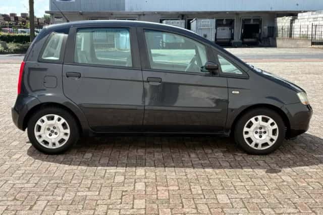 Fiat Idea (2005) thumbnail 6