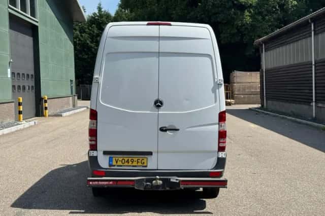 Mercedes-Benz Sprinter (2017) thumbnail 3