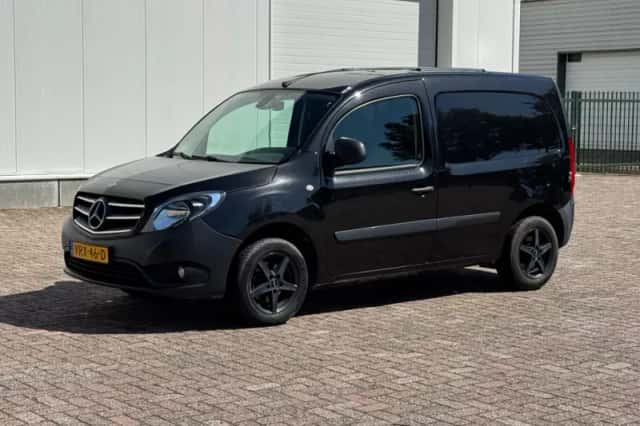 Mercedes-Benz Citan (2018) thumbnail 1