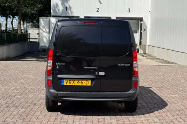 Mercedes-Benz Citan (2018) thumbnail 4