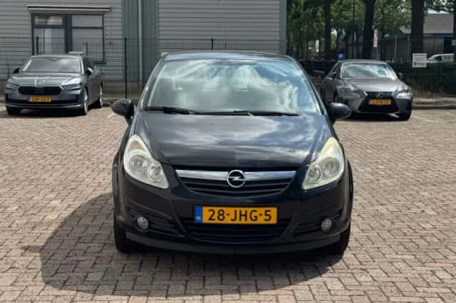 Opel Corsa (2009) thumbnail 5