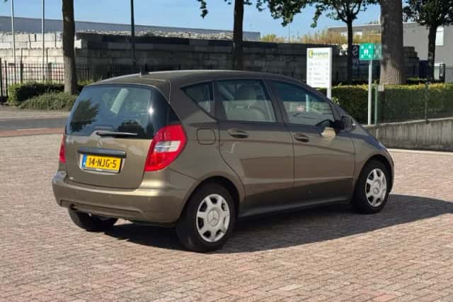 Mercedes-Benz A-Klasse (2010) thumbnail 5