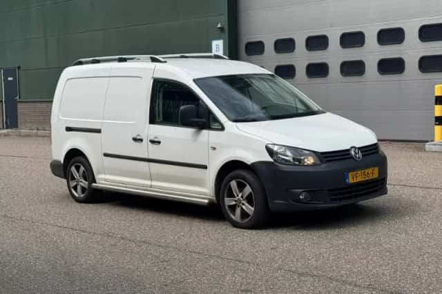 Volkswagen Caddy (2013) thumbnail 5