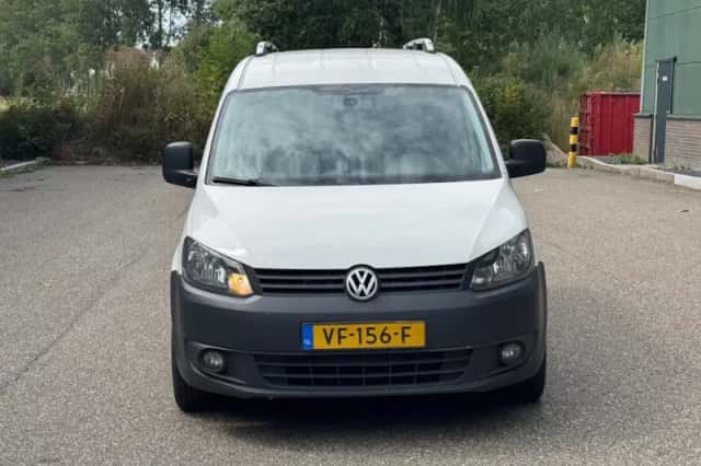 Volkswagen Caddy (2013) thumbnail 6