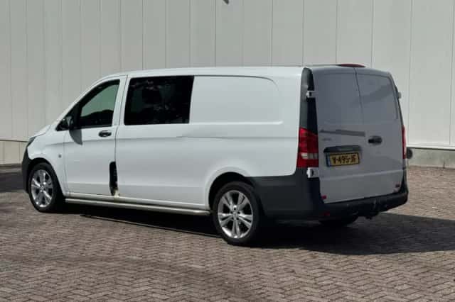 Mercedes-Benz Vito (2017) thumbnail 2