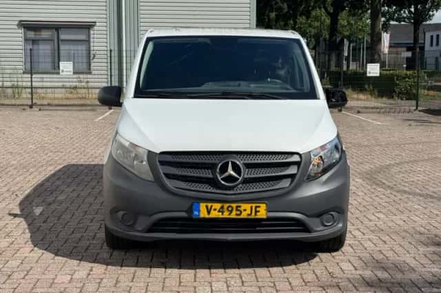 Mercedes-Benz Vito (2017) thumbnail 5
