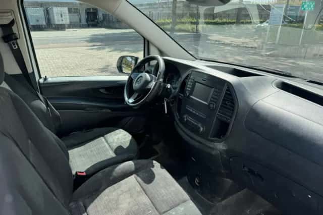 Mercedes-Benz Vito (2017) thumbnail 6