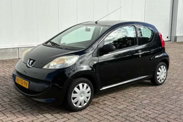 Peugeot 107 (2006) thumbnail 1