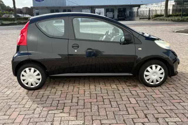 Peugeot 107 (2006) thumbnail 6