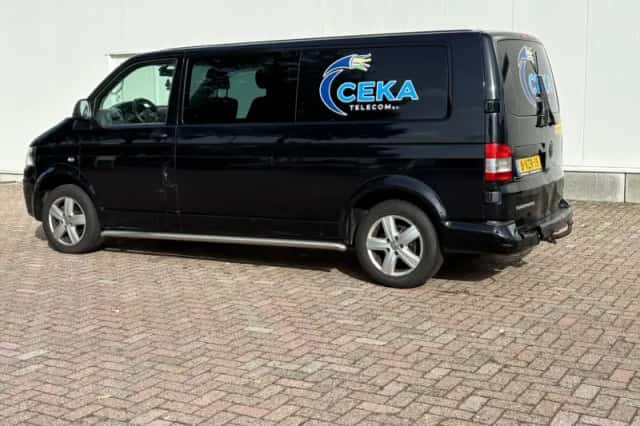 Volkswagen Transporter (2012) thumbnail 3