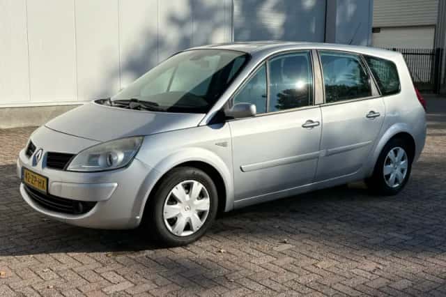 Renault Grand Scénic (2008) thumbnail 1