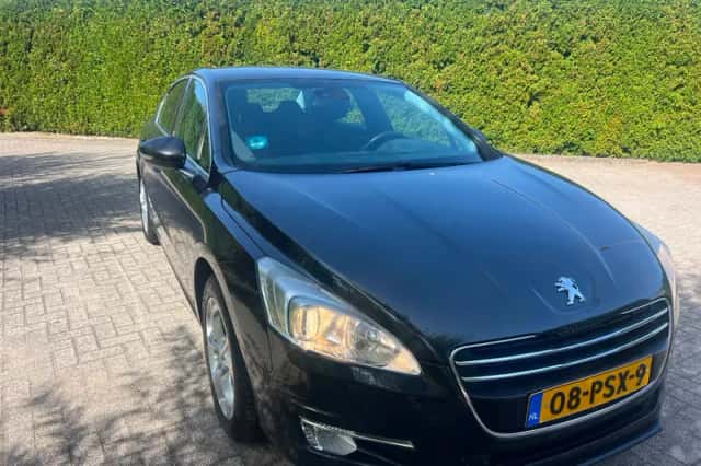 Peugeot 508 (2011) thumbnail 2
