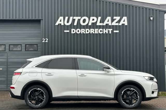 DS 7 (2020) thumbnail 6
