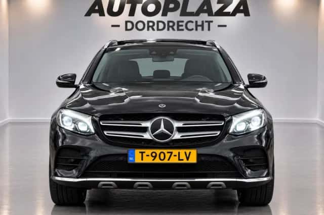 Mercedes-Benz GLC-Klasse (2018) thumbnail 2