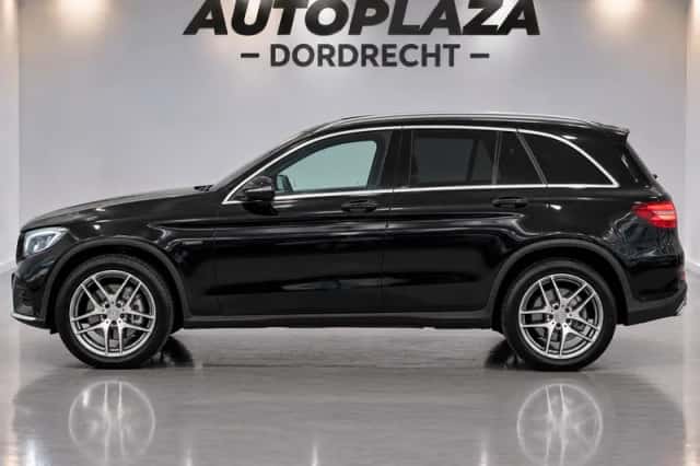 Mercedes-Benz GLC-Klasse (2018) thumbnail 3
