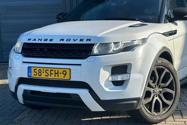 Land Rover Range Rover Evoque (2011) thumbnail 3