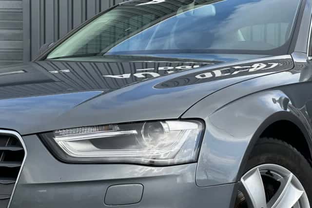 Audi A4 (2015) thumbnail 2