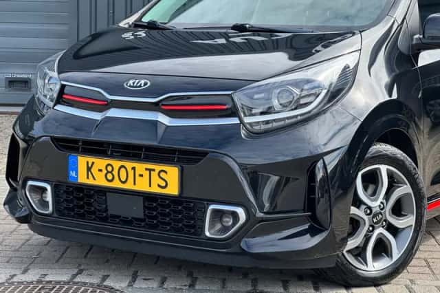 Kia Picanto (2021) thumbnail 5