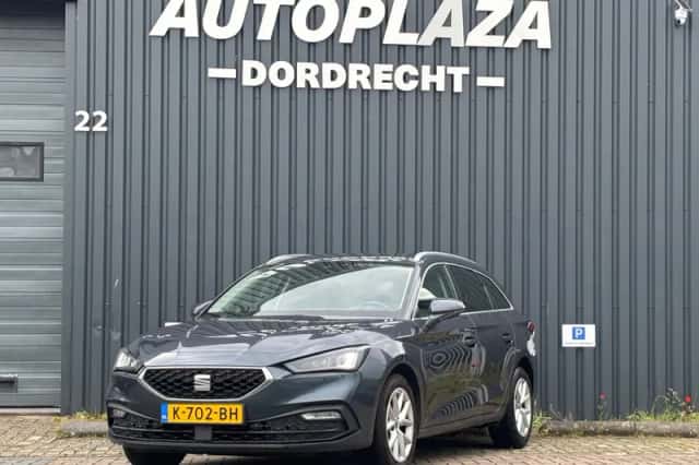 SEAT Leon Sportstourer (2020) thumbnail 1