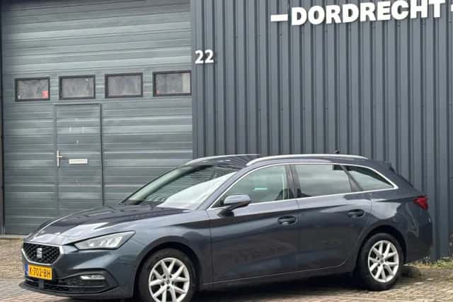 SEAT Leon Sportstourer (2020) thumbnail 3