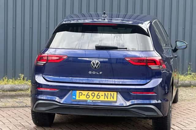 Volkswagen Golf (2021) thumbnail 6
