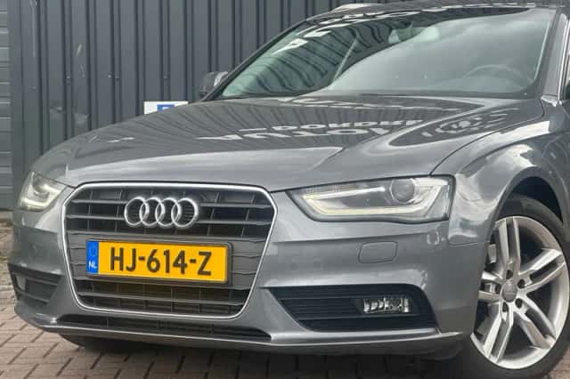 Audi A4 (2015) thumbnail 4
