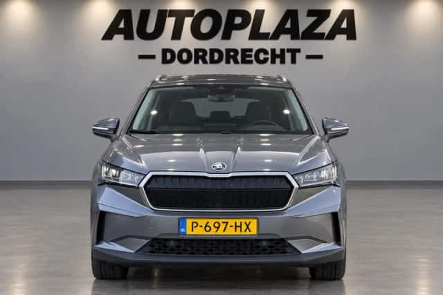 Škoda Enyaq (2022) thumbnail 2