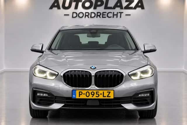 BMW 1-Serie (2022) thumbnail 2