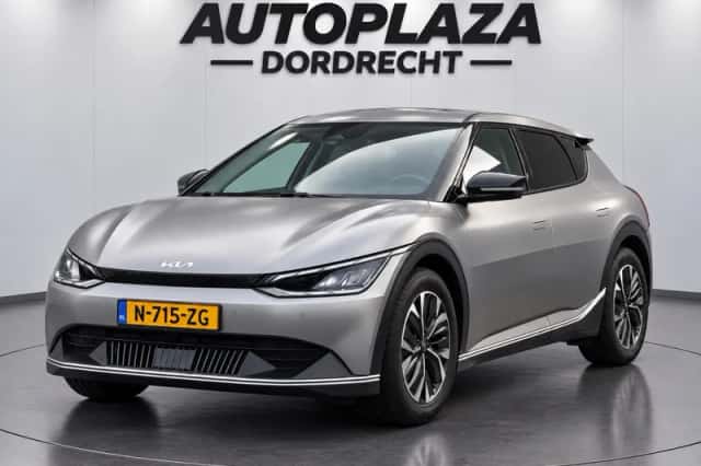 Kia EV6 (2022) thumbnail 1